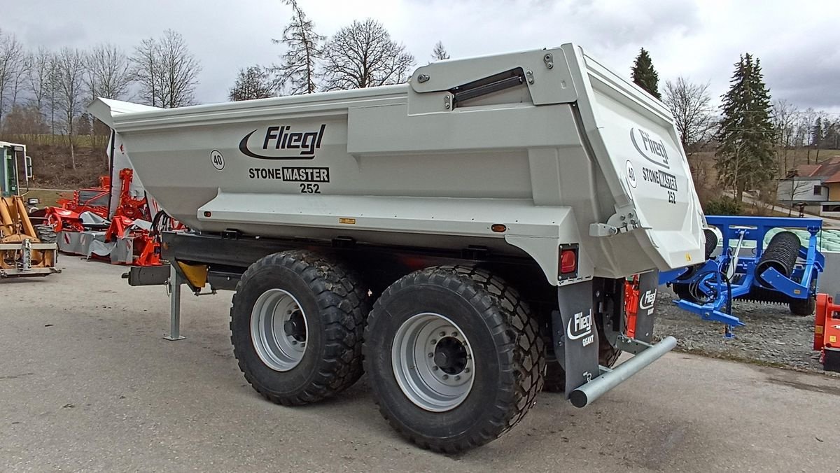 Muldenkipper typu Fliegl STONE MASTER 252, Neumaschine v Grünbach (Obrázek 4)