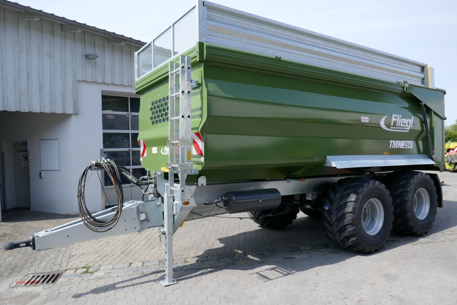 Muldenkipper типа Fliegl TMK 256 FOX, Neumaschine в Dorfen (Фотография 1)