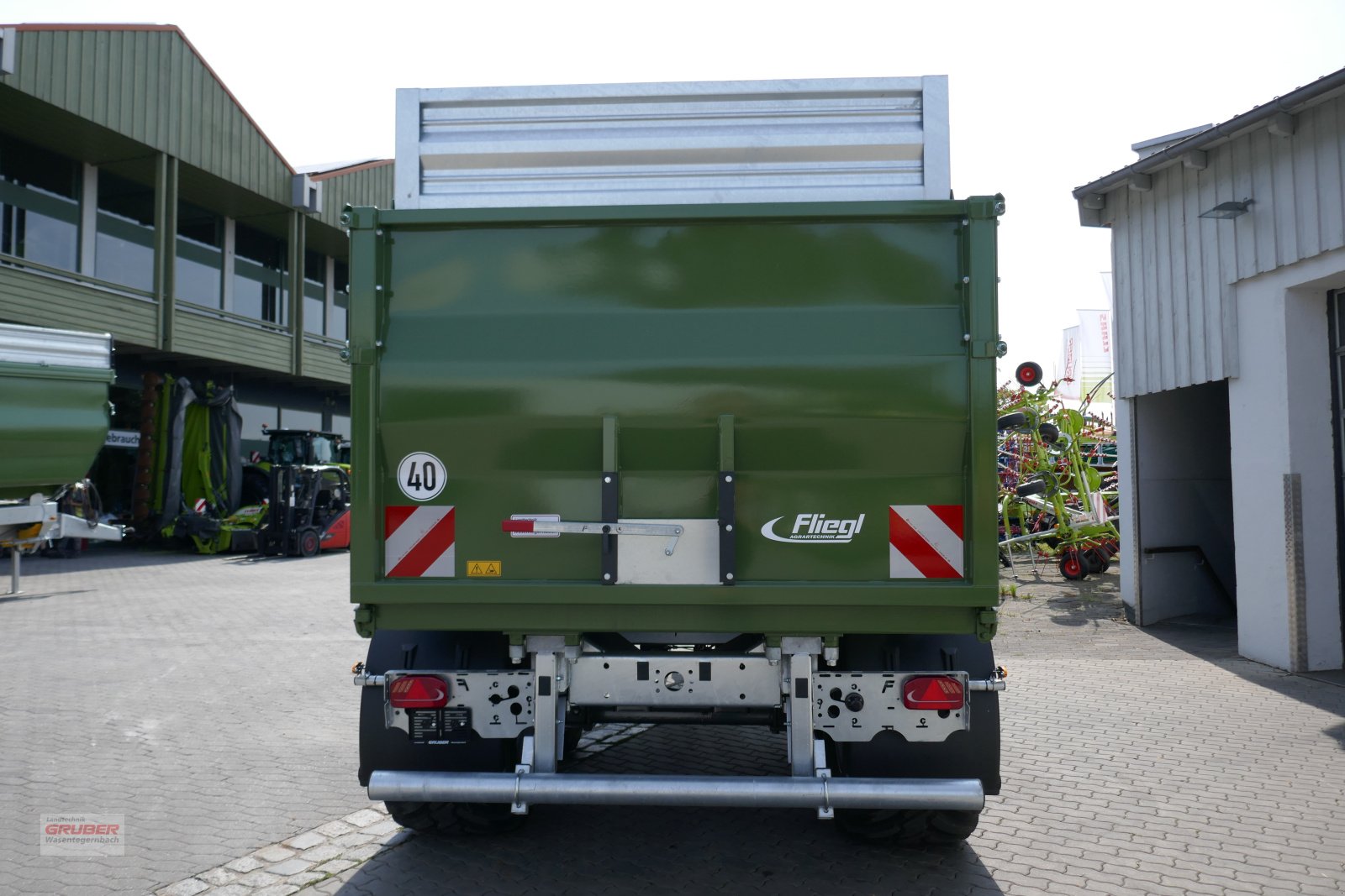 Muldenkipper типа Fliegl TMK 256 FOX, Neumaschine в Dorfen (Фотография 8)