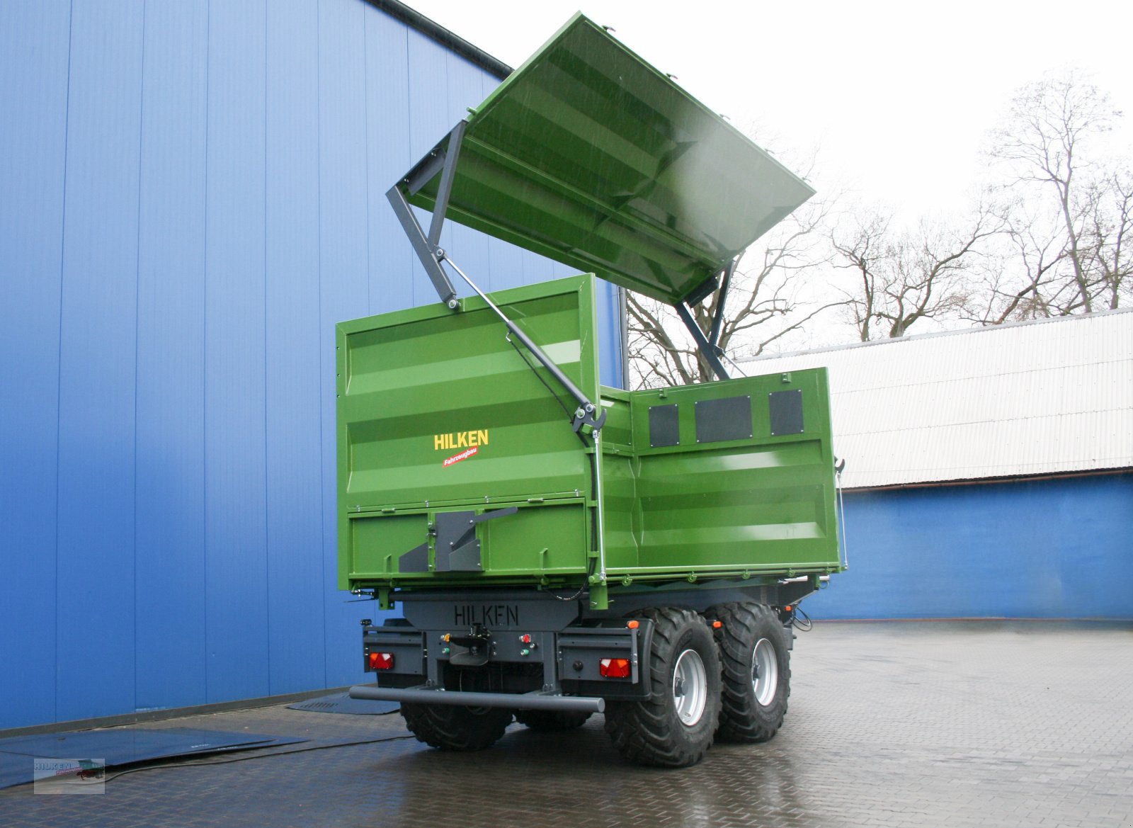Muldenkipper typu Hilken Tandem-Muldenkipper, TMK5000, hydr. Seitenklappe, Ber. 560/60R22,5, Neumaschine v Vorwerk (Obrázek 6)