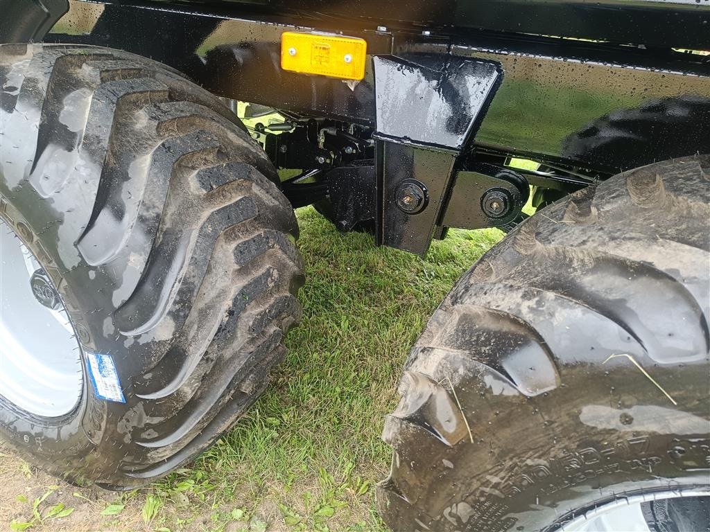 Muldenkipper del tipo Hummel HM12MS3 Multivogn Korn-græs-Jord-Halmvogn, Gebrauchtmaschine In Mariager (Immagine 12)