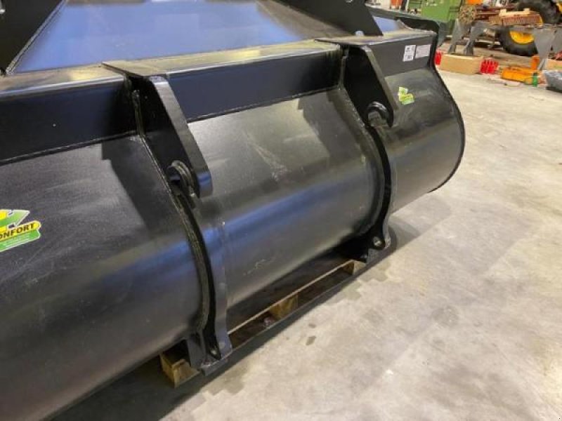 Muldenkipper типа JCB GA HTD5, Gebrauchtmaschine в Sorée (Фотография 11)