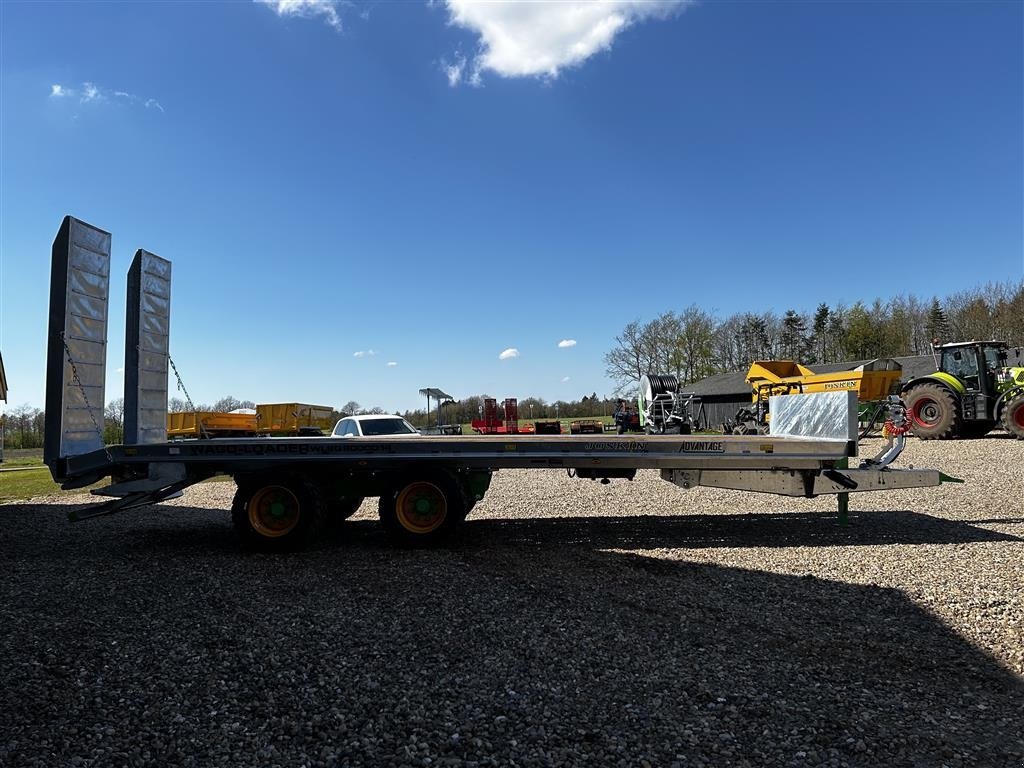 Muldenkipper des Typs Joskin Wago loader 8000 Med hydrauliske slisker, Gebrauchtmaschine in Hejnsvig (Bild 3)