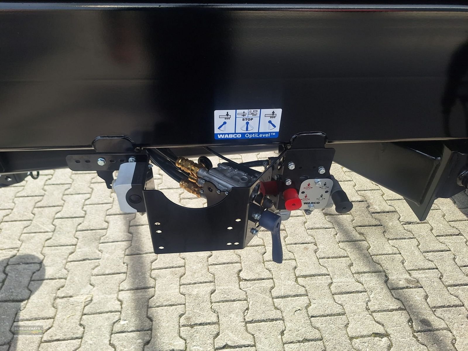 Muldenkipper of the type Krampe Halfpipe HP 20, Neumaschine in Aurolzmünster (Picture 13)