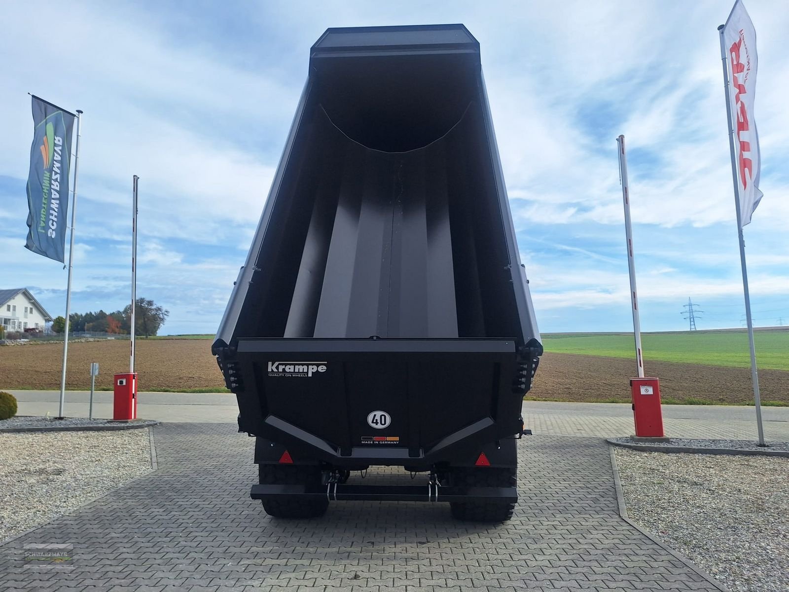 Muldenkipper of the type Krampe Halfpipe HP 20, Neumaschine in Aurolzmünster (Picture 7)