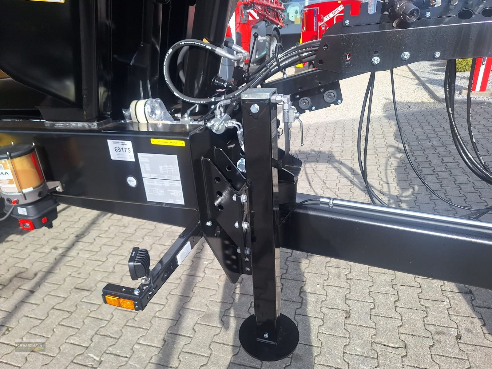 Muldenkipper of the type Krampe Halfpipe HP 20, Neumaschine in Aurolzmünster (Picture 9)