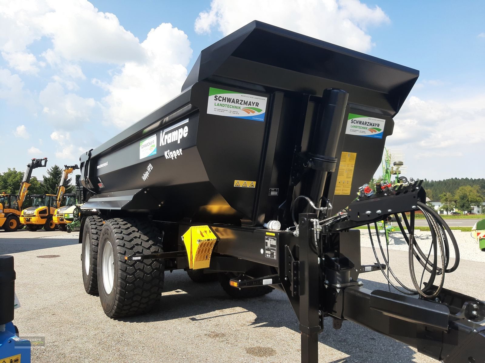 Muldenkipper des Typs Krampe Halfpipe HP 20, Neumaschine in Gampern (Bild 3)
