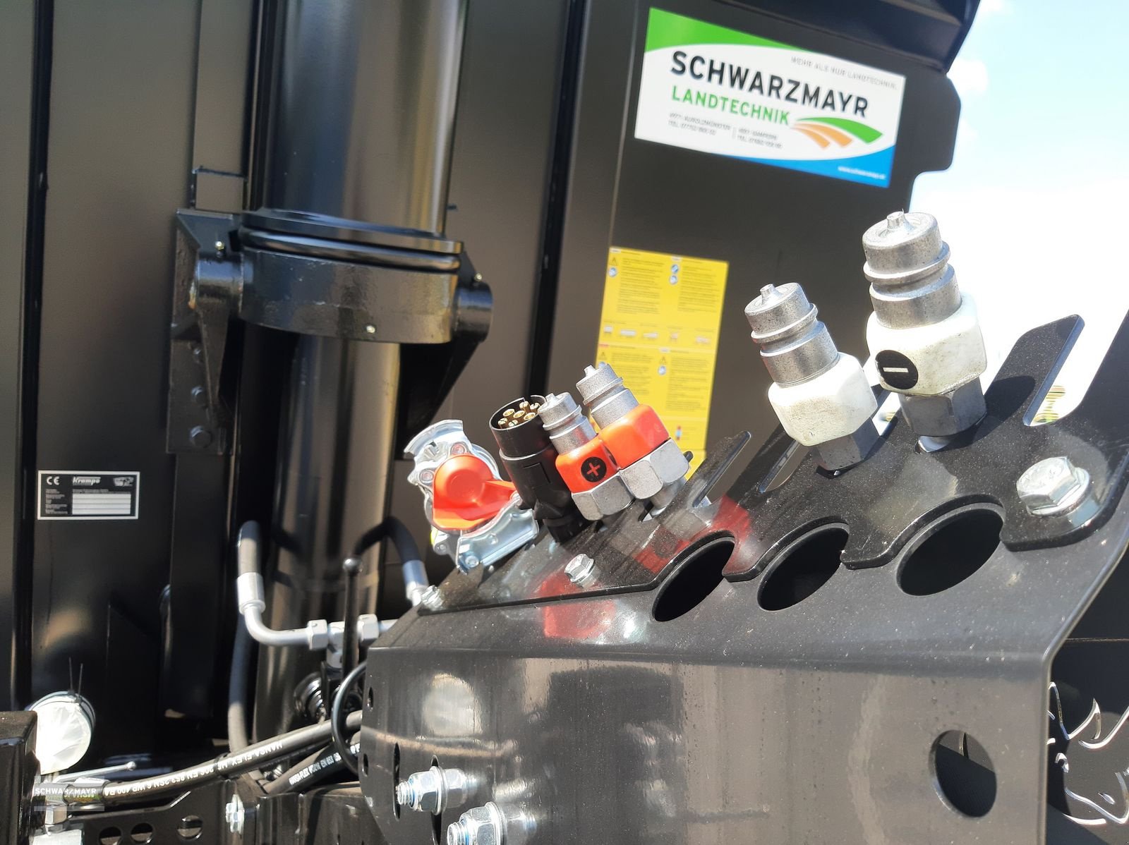 Muldenkipper des Typs Krampe Halfpipe HP 20, Neumaschine in Gampern (Bild 9)