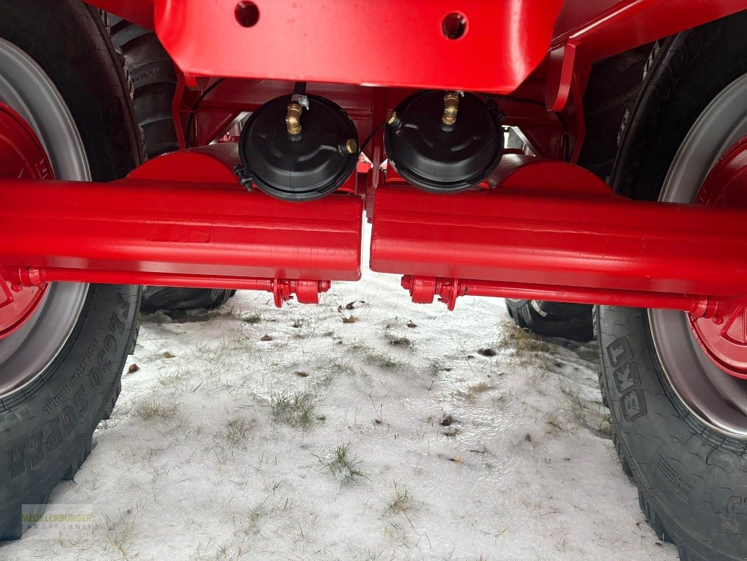 Muldenkipper van het type Krampe HP 20 Carrier, Neumaschine in Mühlengeez (Foto 12)