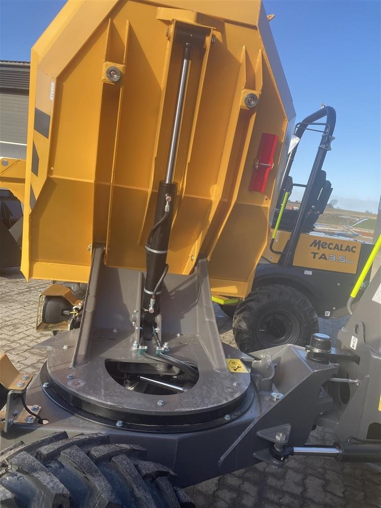 Muldenkipper of the type Mecalac Ta 3.5 seh Knækstyret og med drejelad, Gebrauchtmaschine in Roslev (Picture 3)