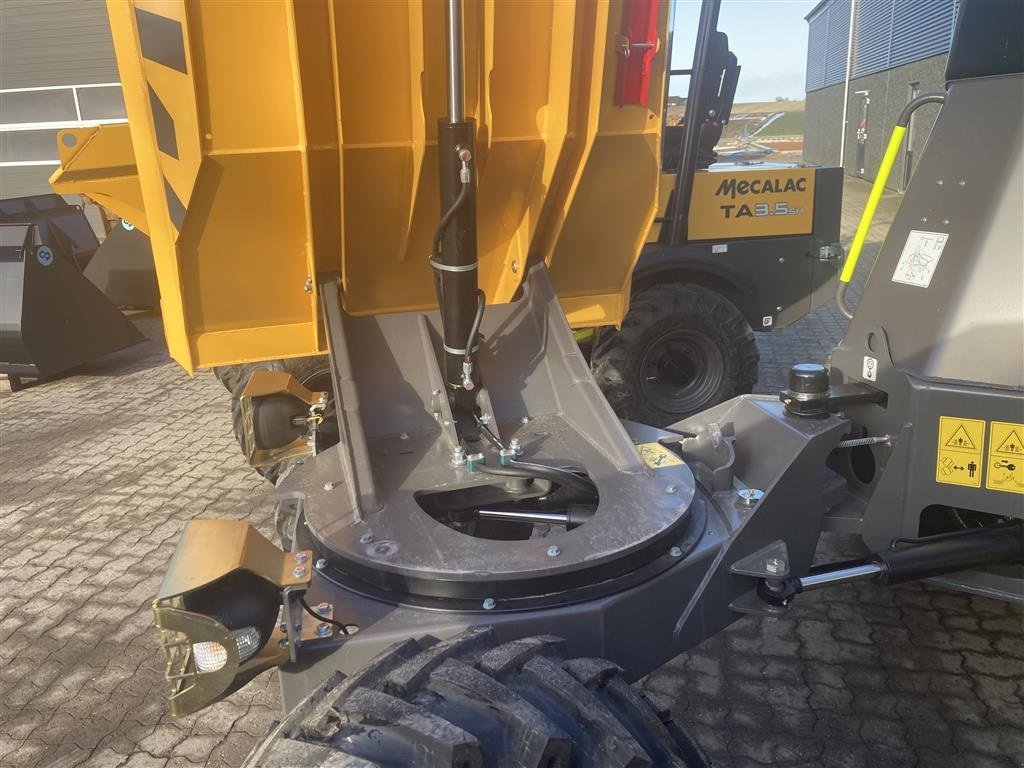Muldenkipper of the type Mecalac Ta 3.5 seh Knækstyret og med drejelad, Gebrauchtmaschine in Roslev (Picture 2)