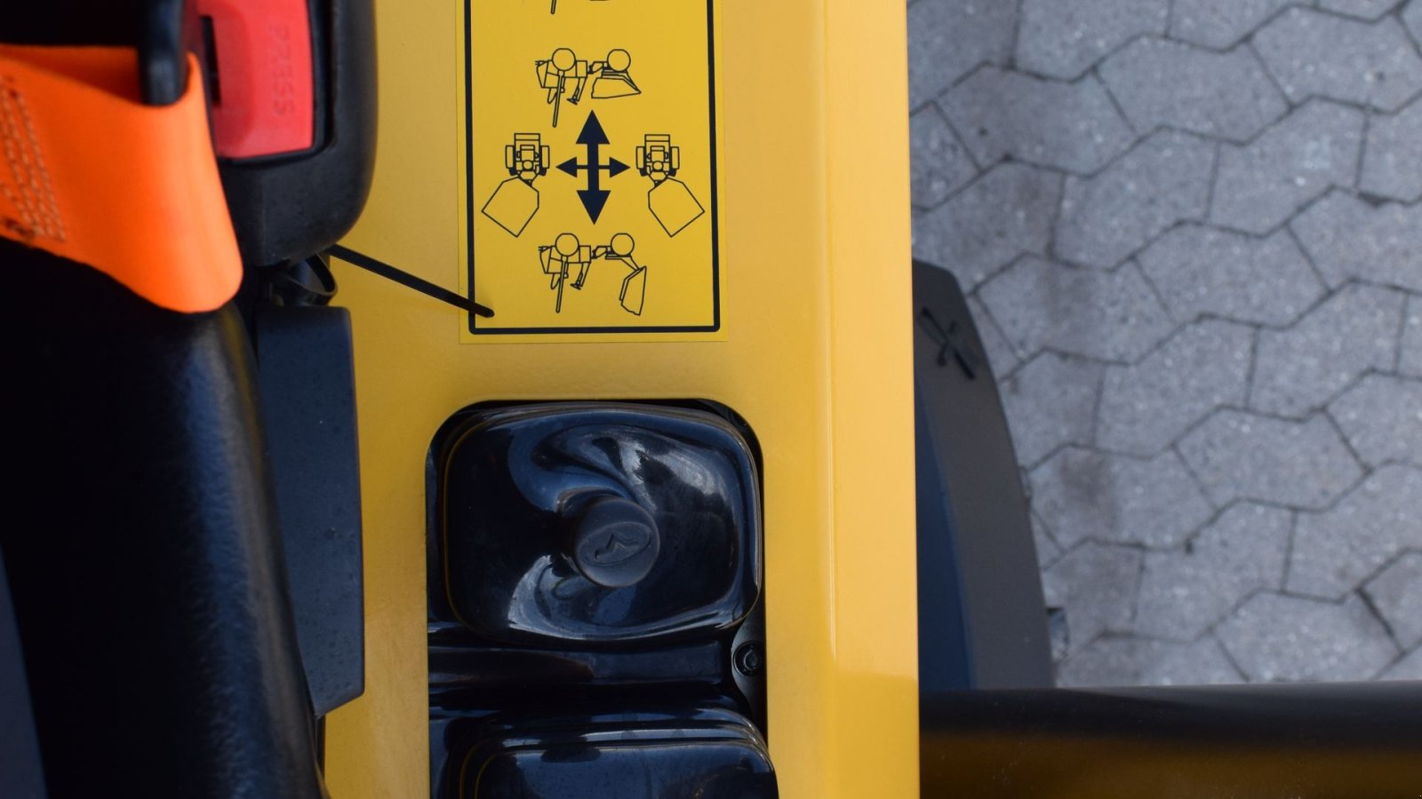 Muldenkipper типа Mecalac TA2 SEH, Gebrauchtmaschine в Fredensborg (Фотография 17)