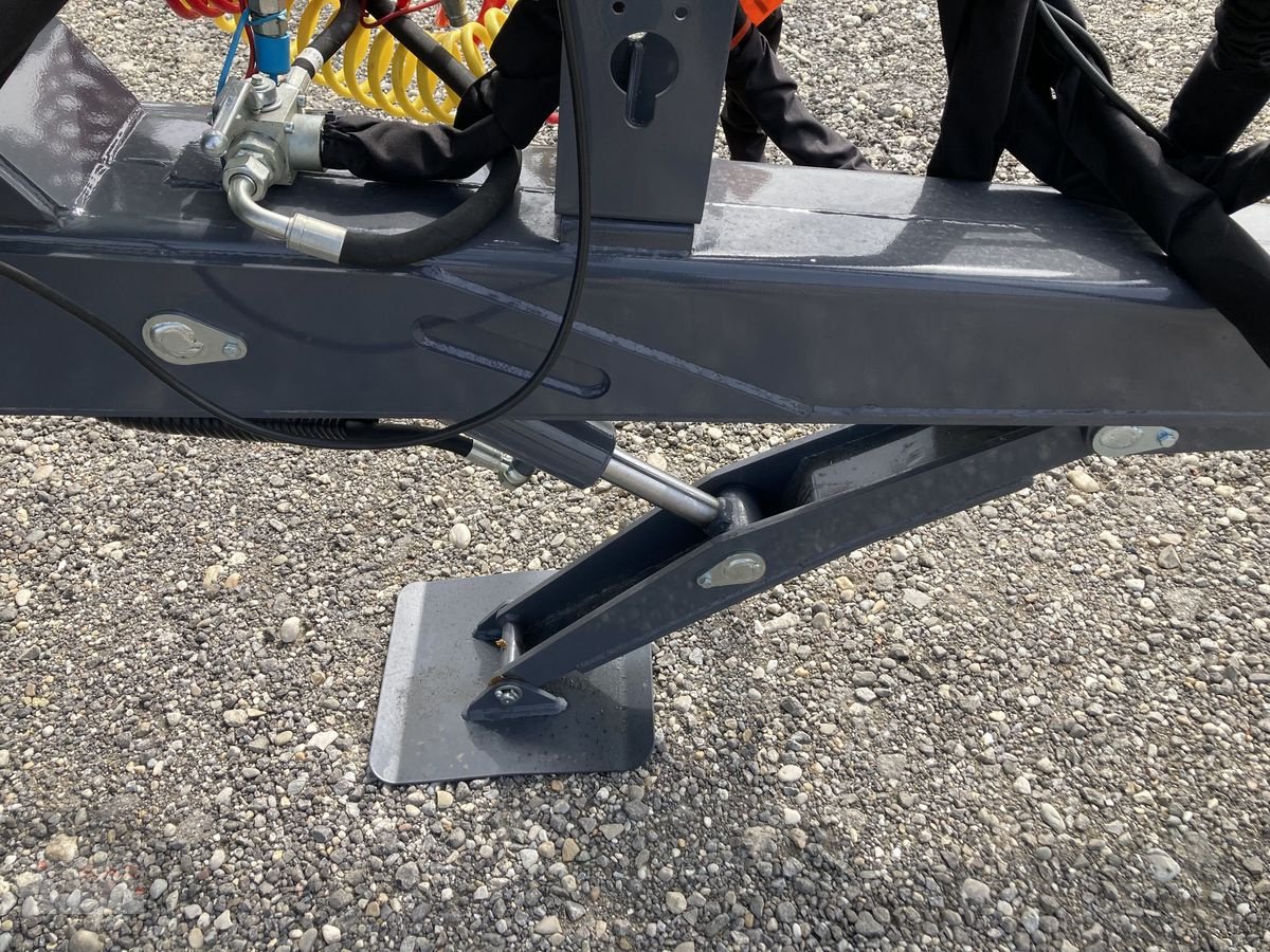 Muldenkipper des Typs Metal-Fach T 935/1-Muldenkipper, Neumaschine in Eberschwang (Bild 22)