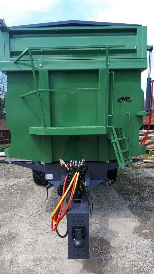 Muldenkipper of the type PreissTec TMK, Neumaschine in Bad Kötzting (Picture 2)