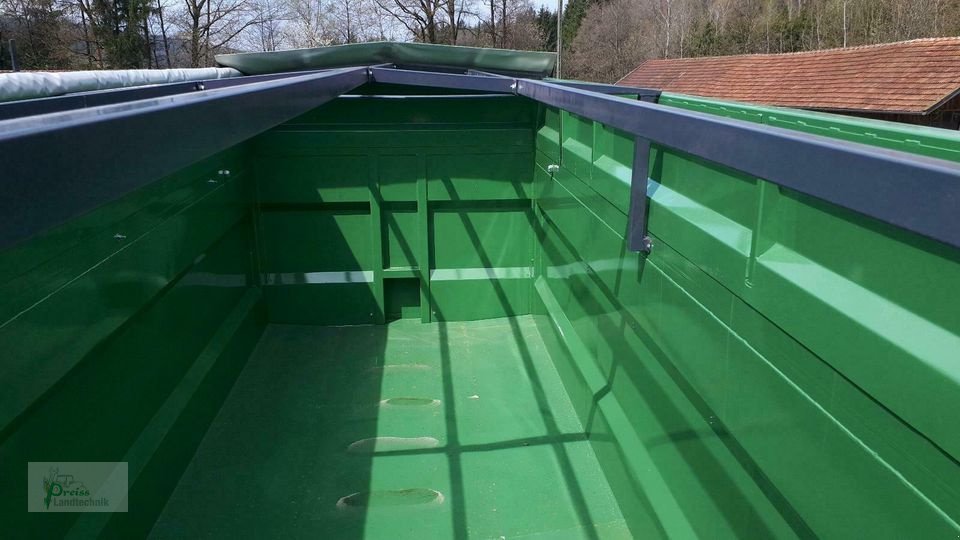 Muldenkipper of the type PreissTec TMK, Neumaschine in Bad Kötzting (Picture 7)