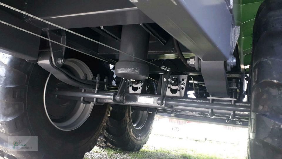 Muldenkipper of the type PreissTec TMK, Neumaschine in Bad Kötzting (Picture 9)