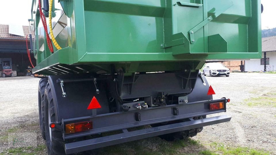 Muldenkipper of the type PreissTec TMK, Neumaschine in Bad Kötzting (Picture 11)