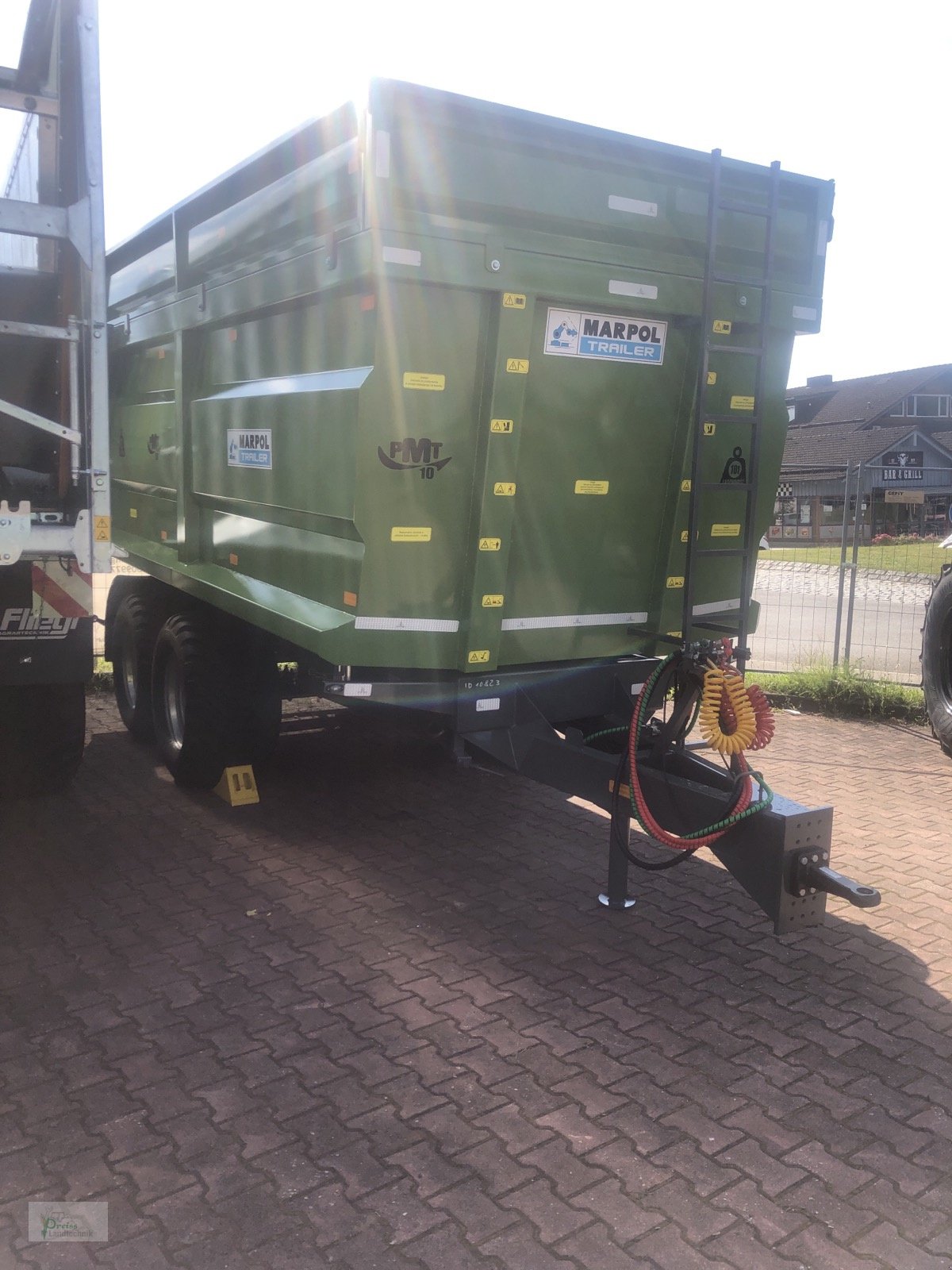 Muldenkipper des Typs PreissTec TMK13, Neumaschine in Bad Kötzting (Bild 1)