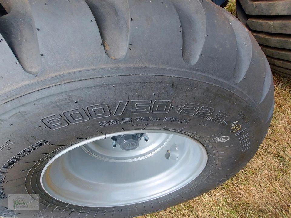 Muldenkipper des Typs PreissTec TMK16, Neumaschine in Bad Kötzting (Bild 3)