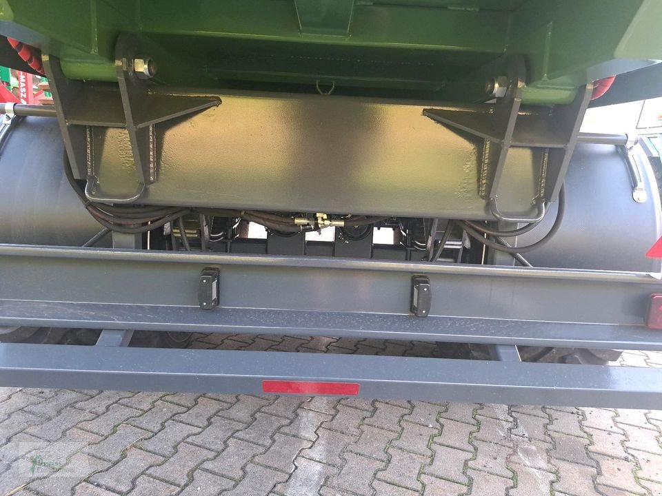 Muldenkipper des Typs PreissTec TMK22, Neumaschine in Bad Kötzting (Bild 7)