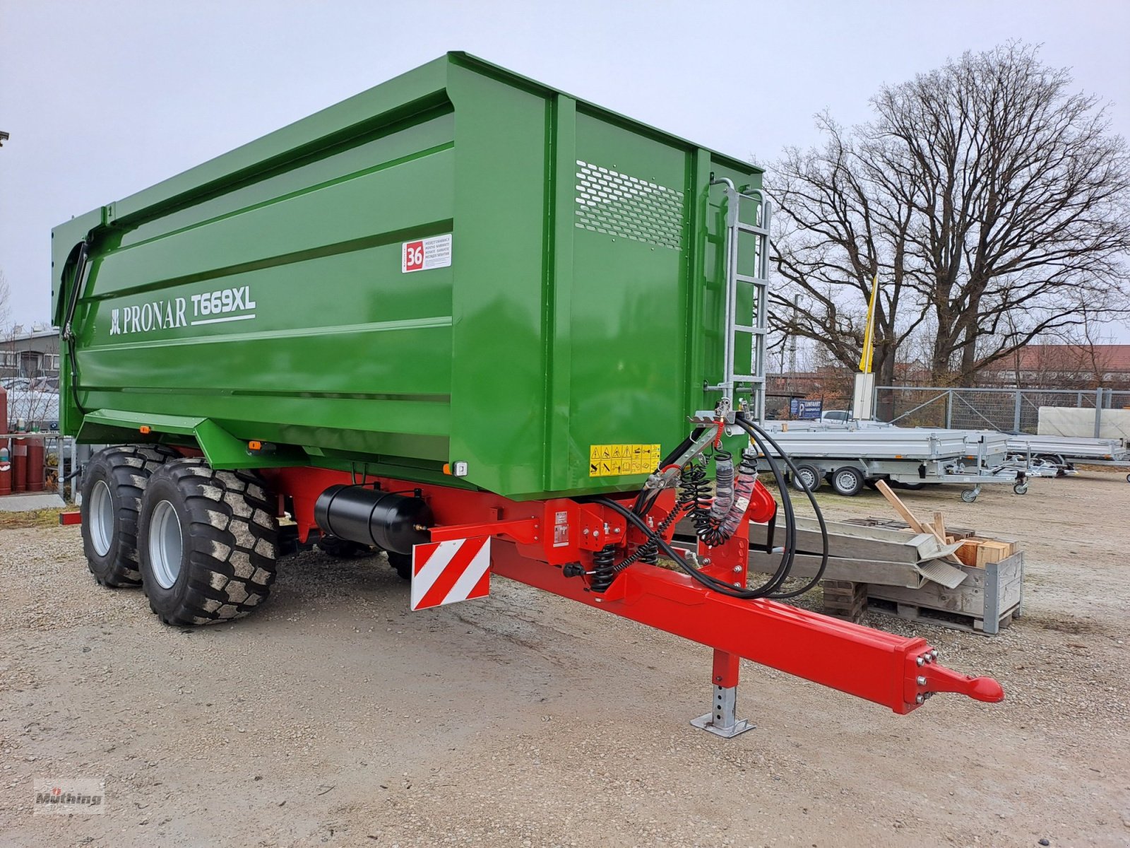 Muldenkipper des Typs PRONAR T 669 XL, Neumaschine in Neumarkt (Bild 1)