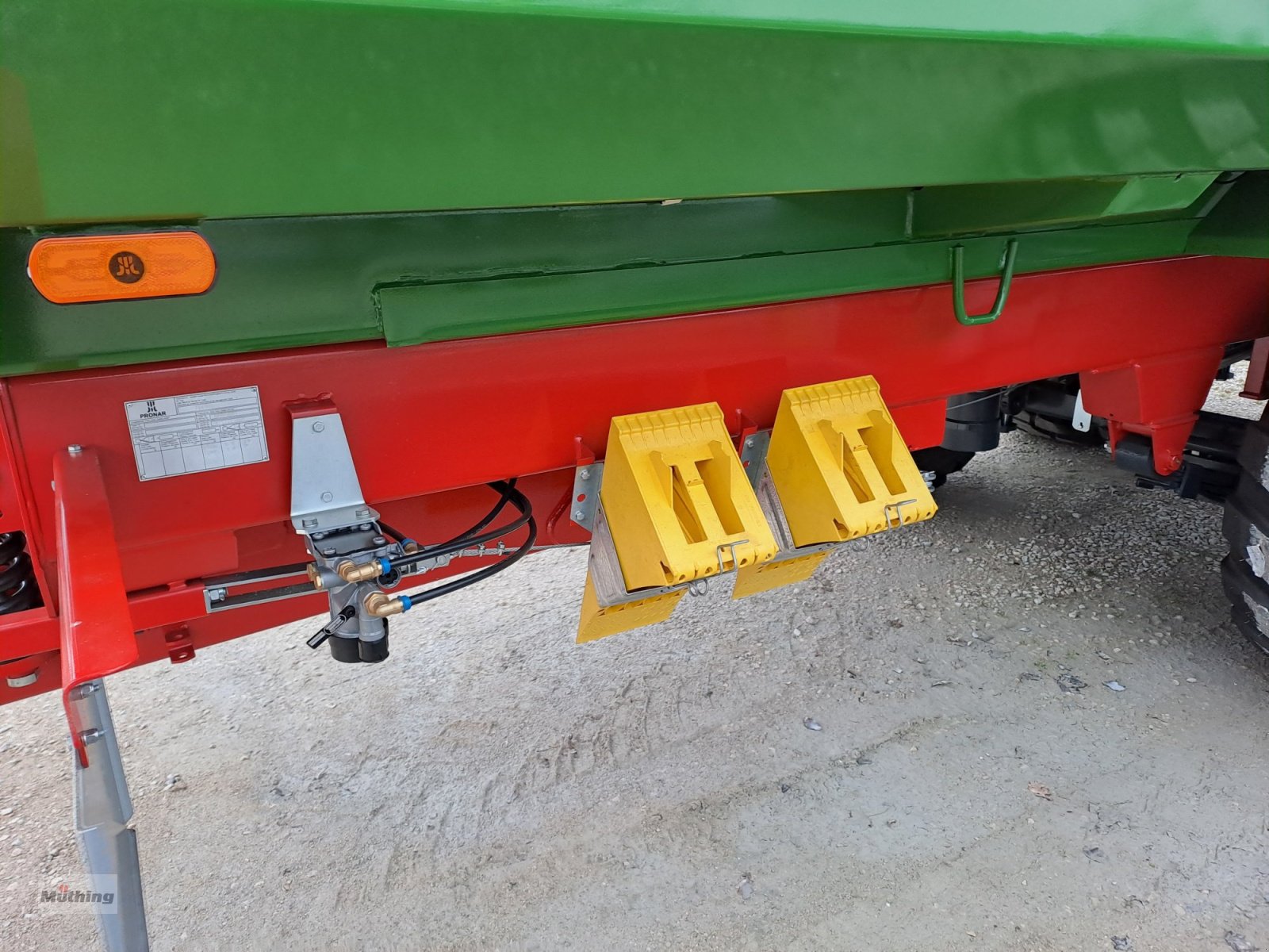 Muldenkipper des Typs PRONAR T 669 XL, Neumaschine in Neumarkt (Bild 8)