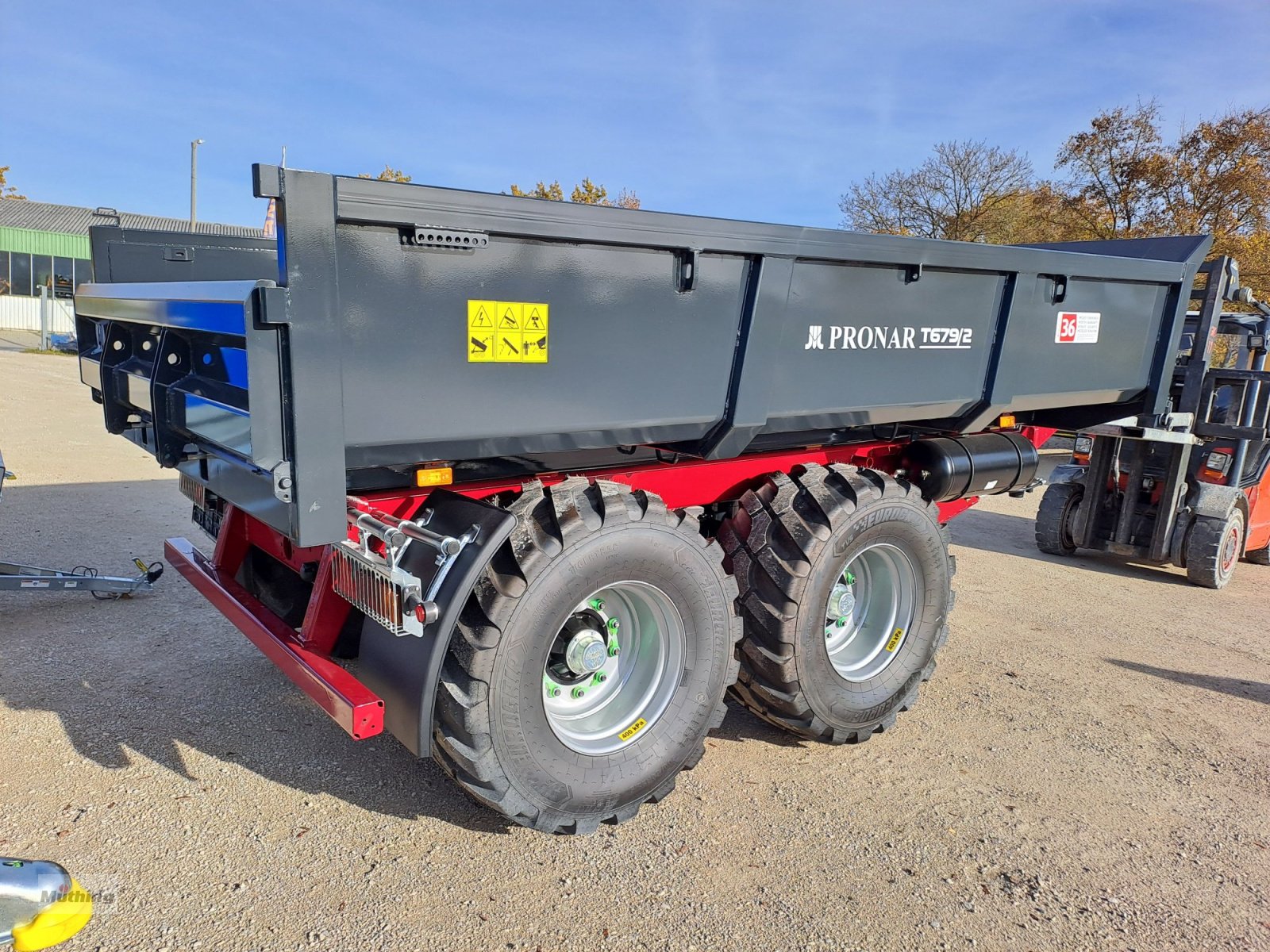 Muldenkipper des Typs PRONAR T 679/2, Neumaschine in Neumarkt (Bild 2)