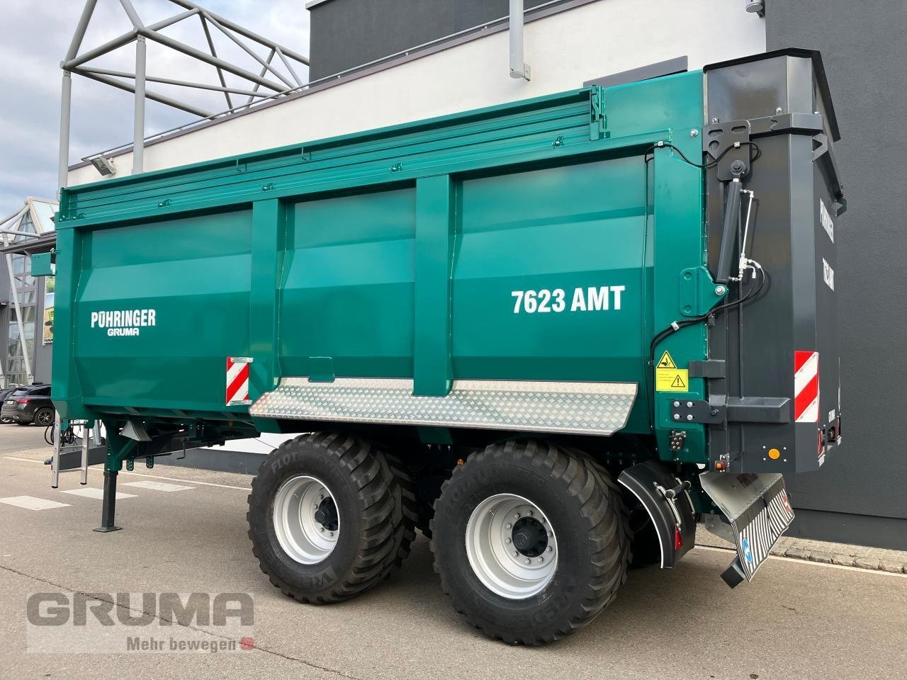 Muldenkipper of the type Pühringer Abschiebemulde 7623 AMT, Neumaschine in Friedberg-Derching (Picture 5)