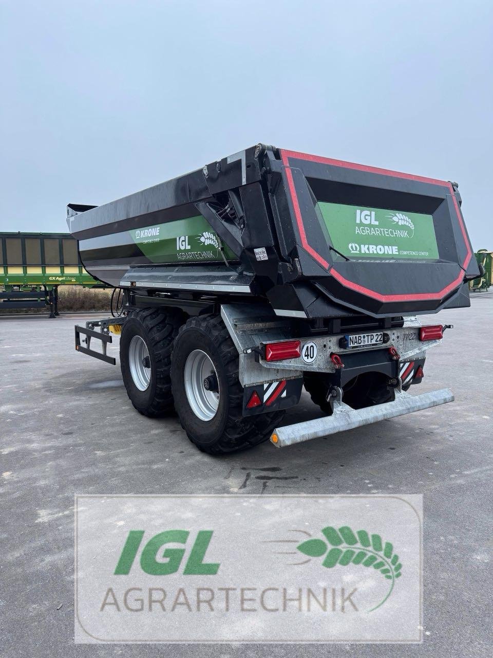 Muldenkipper typu Schwarzmüller 2 ACHS-ZENTRALACHS-SCHWERLAST MULDENKIPPER TP 22, Neumaschine v Nabburg (Obrázek 4)