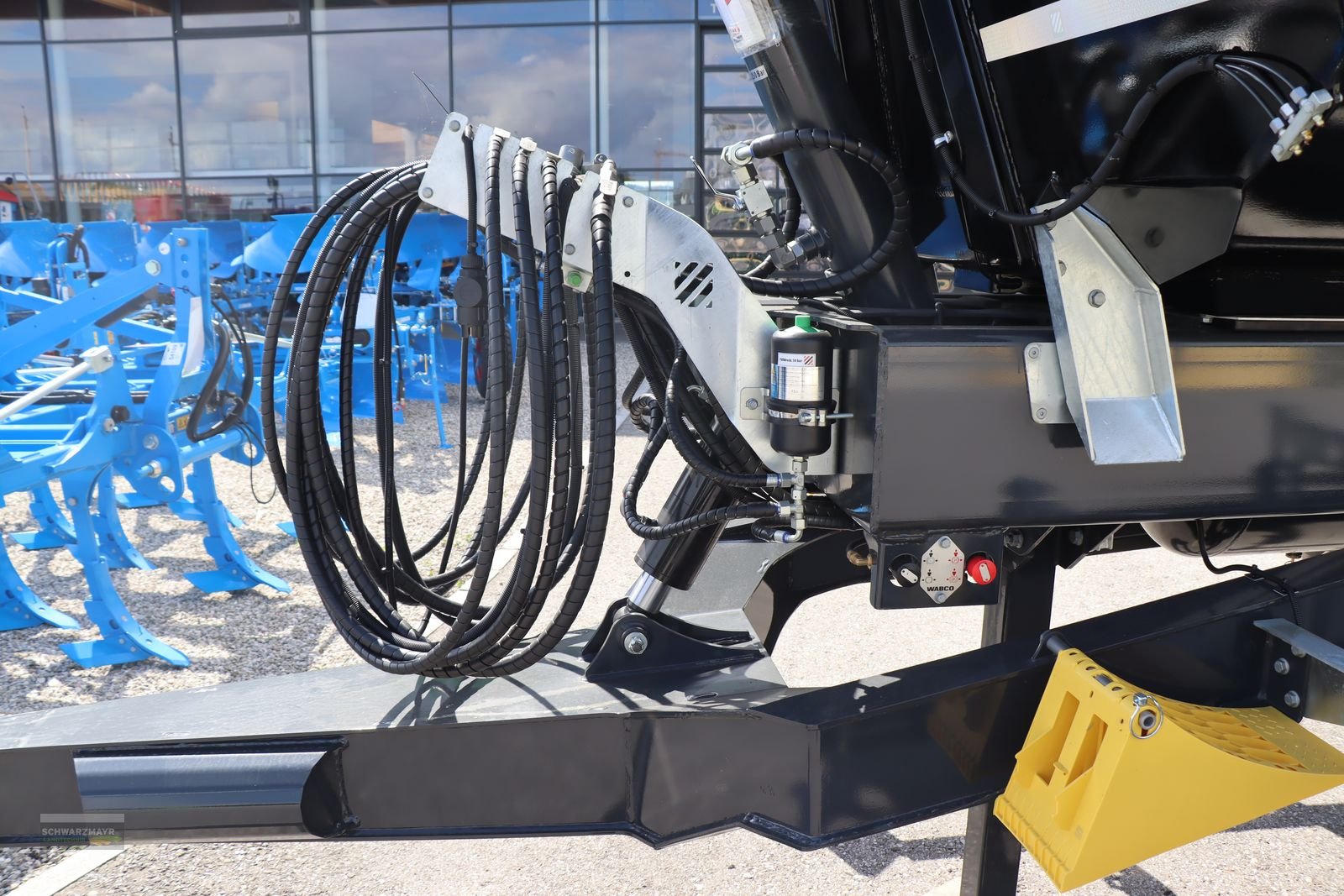 Muldenkipper des Typs Schwarzmüller TP 22 Muldenkipper, Mietmaschine in Gampern (Bild 8)