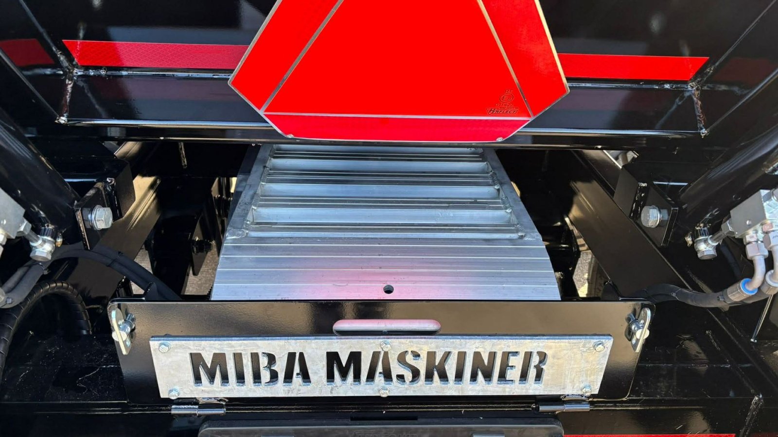 Muldenkipper типа Sonstige 16T entrepenørvogn med nedfoldbare sider, Gebrauchtmaschine в Mariager (Фотография 10)