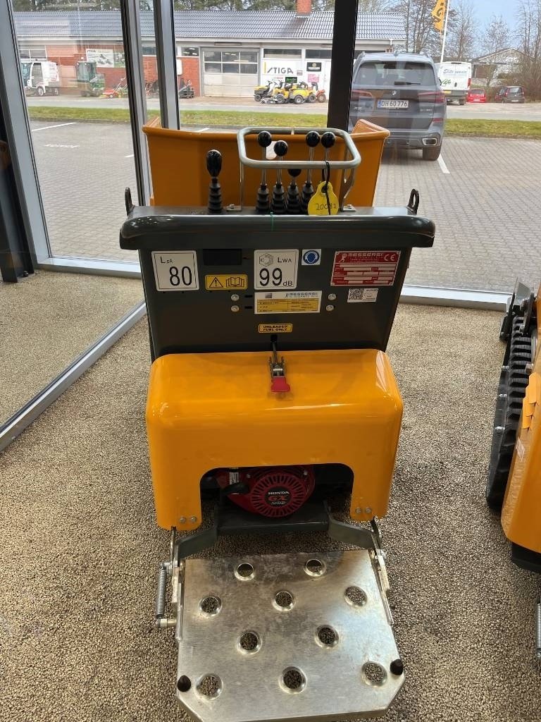 Muldenkipper of the type Sonstige Messersi TC50 Honda med læsseskovl, Gebrauchtmaschine in Vrå, Frejlev, Hornslet & Ringsted (Picture 2)