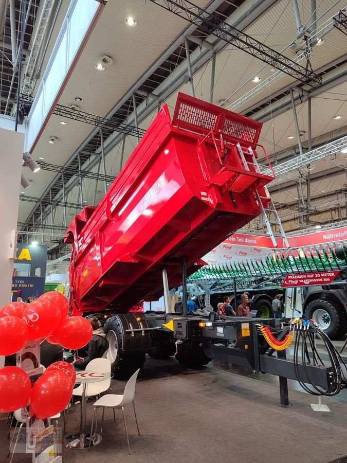 Muldenkipper des Typs Sonstige Palaz Big 650 Dump RR 18L, Neumaschine in Eberschwang (Bild 2)