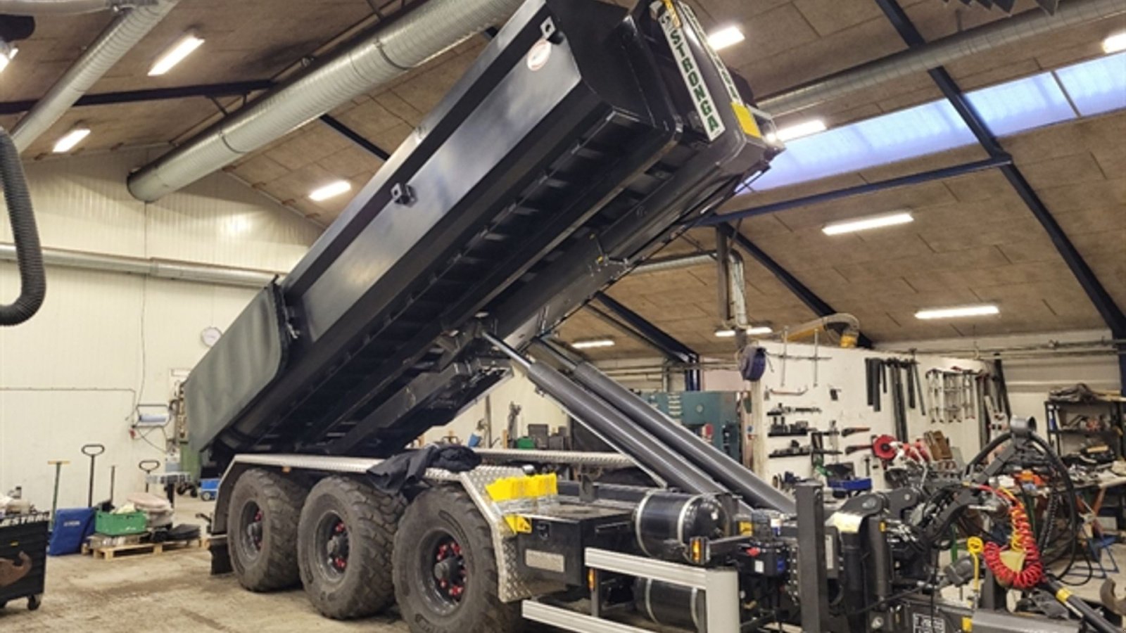 Muldenkipper typu Stronga HL260ST, Gebrauchtmaschine w Vrå (Zdjęcie 9)
