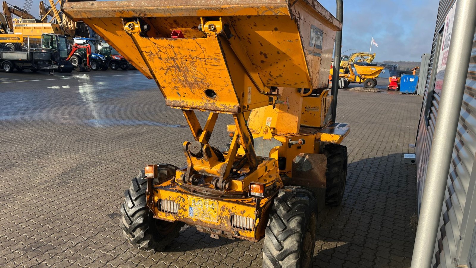 Muldenkipper of the type Thwaites 2 tons Mach 471 Højtip og sving., Gebrauchtmaschine in Rønnede (Picture 4)