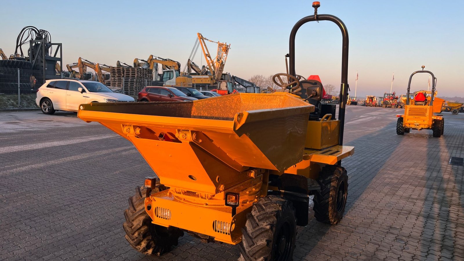 Muldenkipper типа Thwaites mach471 2tons Dumper med Højtip og svingbar lad, Gebrauchtmaschine в Rønnede (Фотография 11)