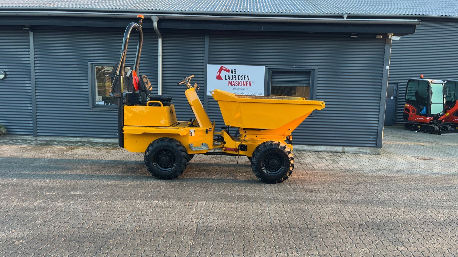 Muldenkipper типа Thwaites mach471 2tons Dumper med Højtip og svingbar lad, Gebrauchtmaschine в Rønnede (Фотография 1)