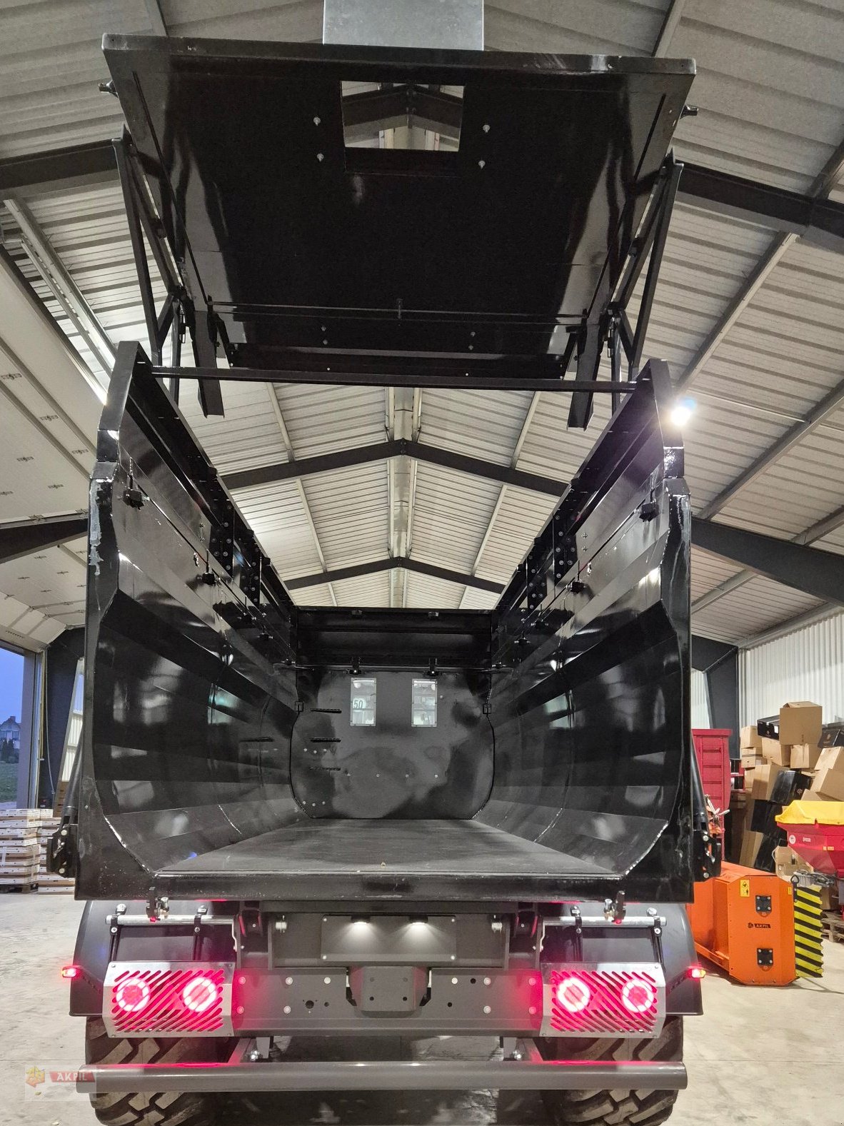 Muldenkipper типа Umega SPC 16 Muldenkipper, Neumaschine в Neumarkt (Фотография 4)