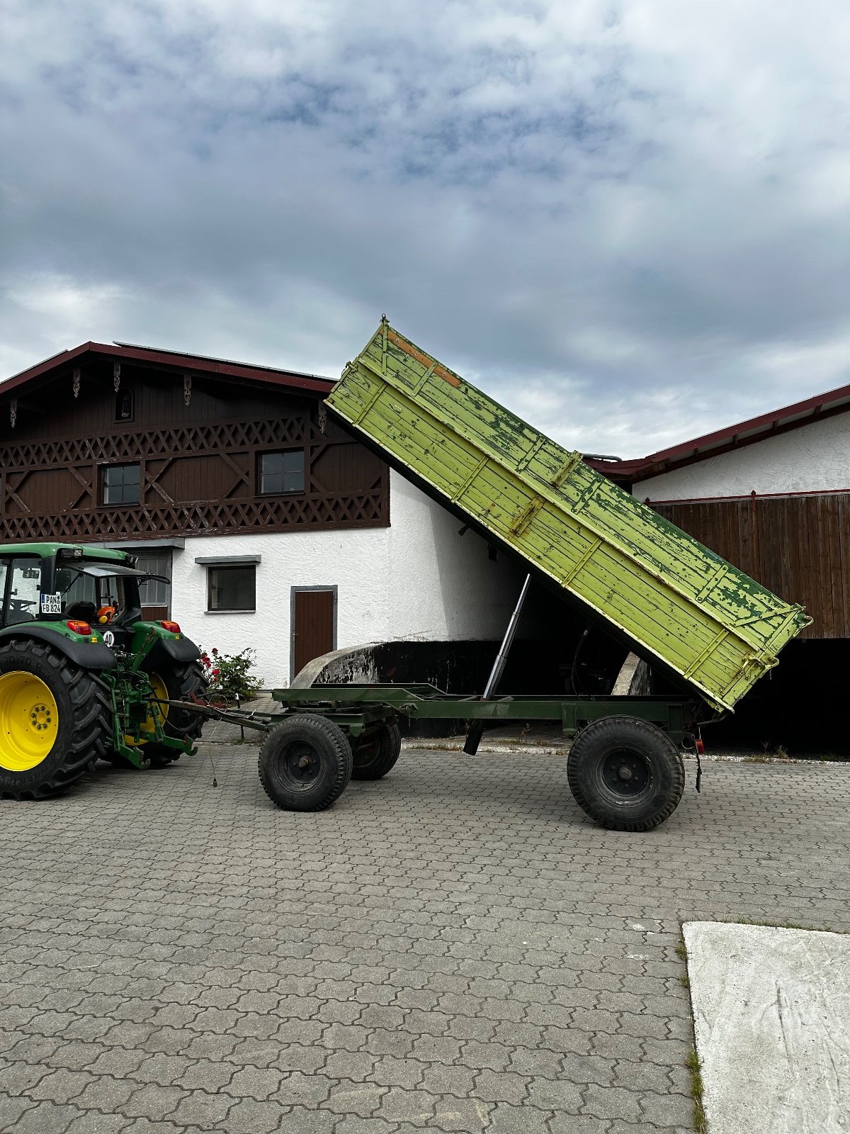 Muldenkipper des Typs Unsinn UWK 8 T, Gebrauchtmaschine in Moosburg (Bild 1)