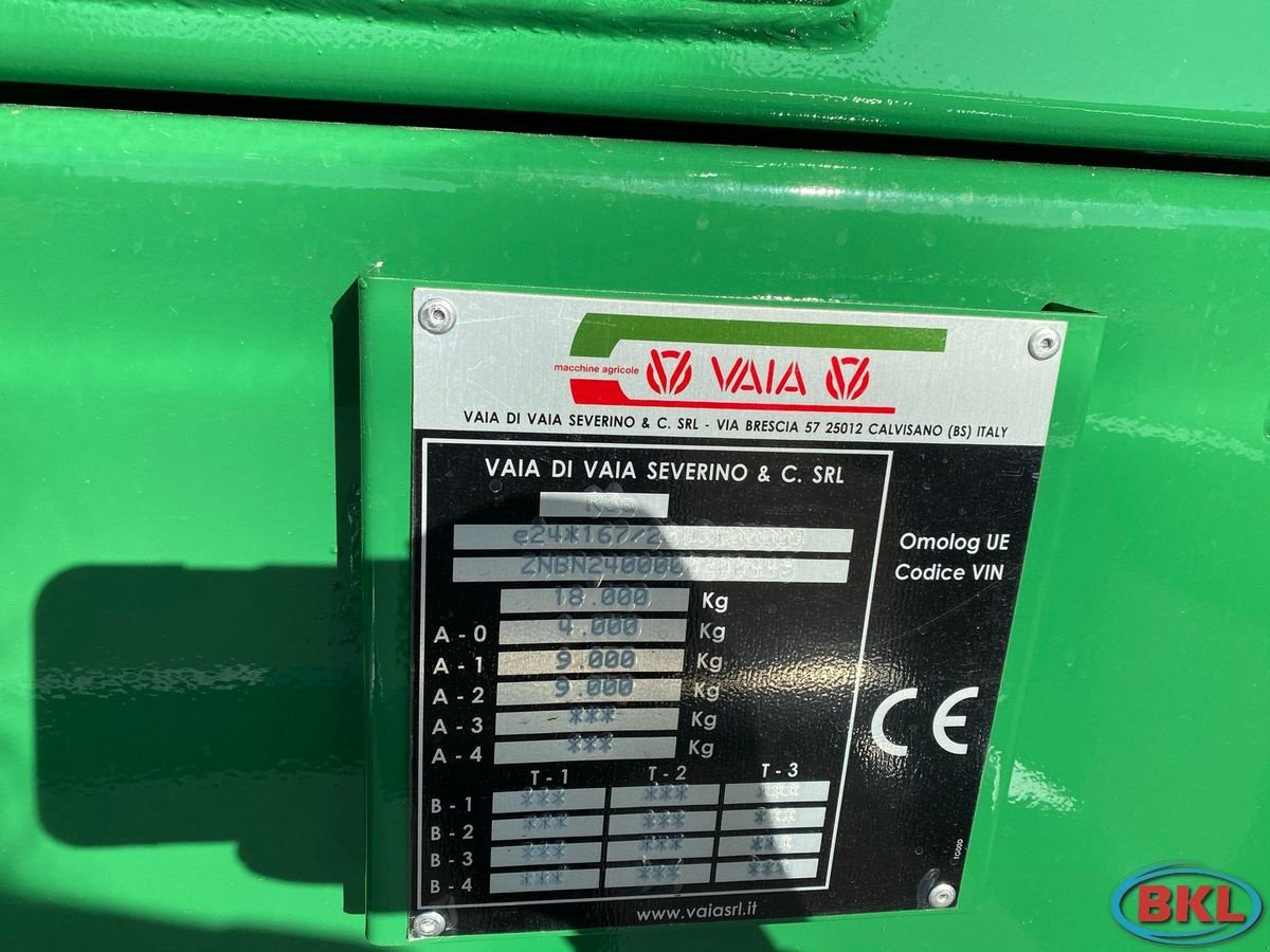 Muldenkipper des Typs VAIA N 24 Bau-Muldenkipper, Neumaschine in Rovisce (Bild 12)