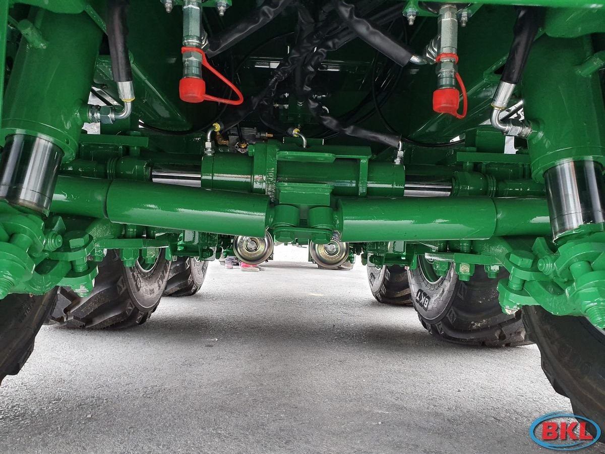 Muldenkipper of the type VAIA NL 28 Muldenkipper, Neumaschine in Rovisce (Picture 17)