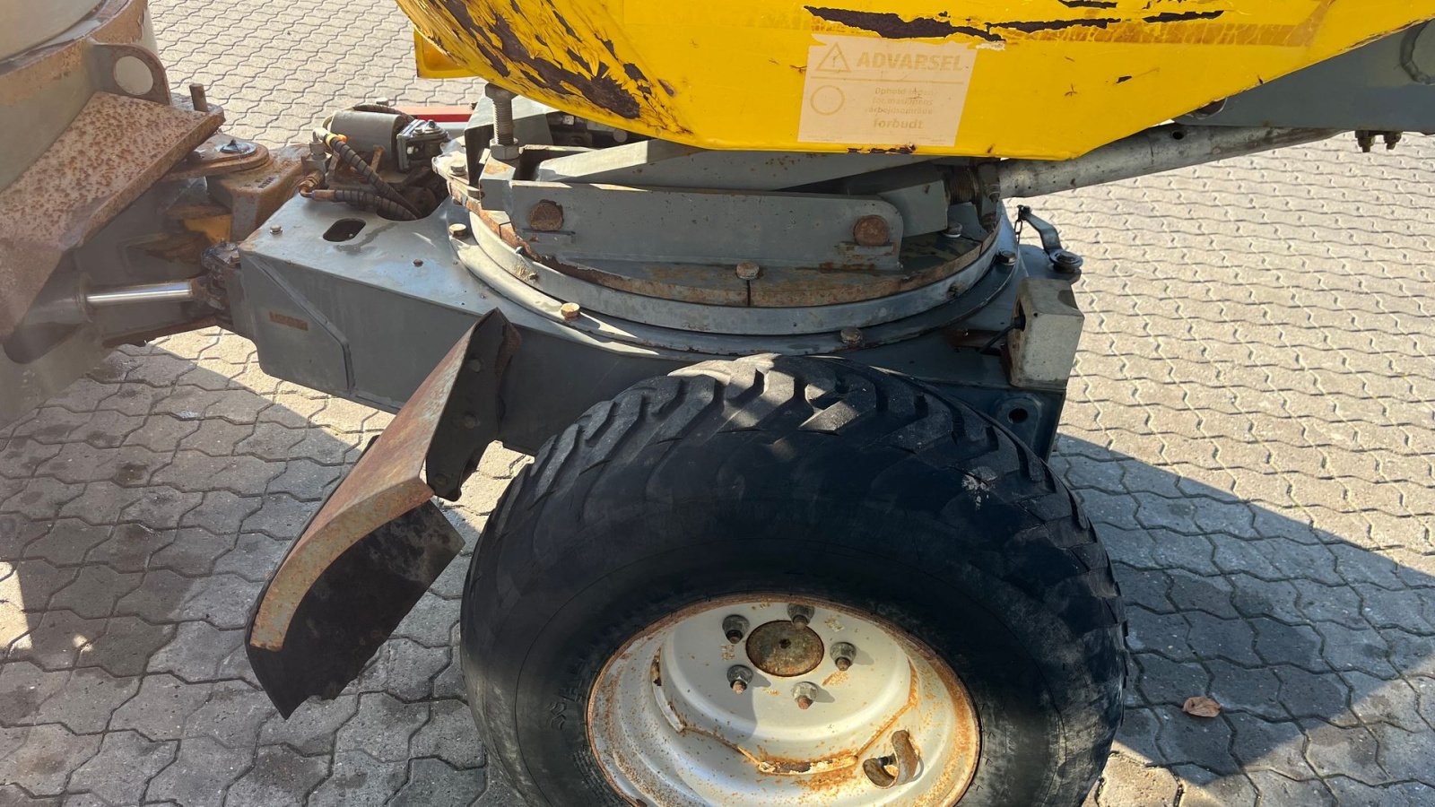 Muldenkipper tipa Wacker Neuson 2001hs 2tons dumper med højtip og sving, Gebrauchtmaschine u Rønnede (Slika 10)