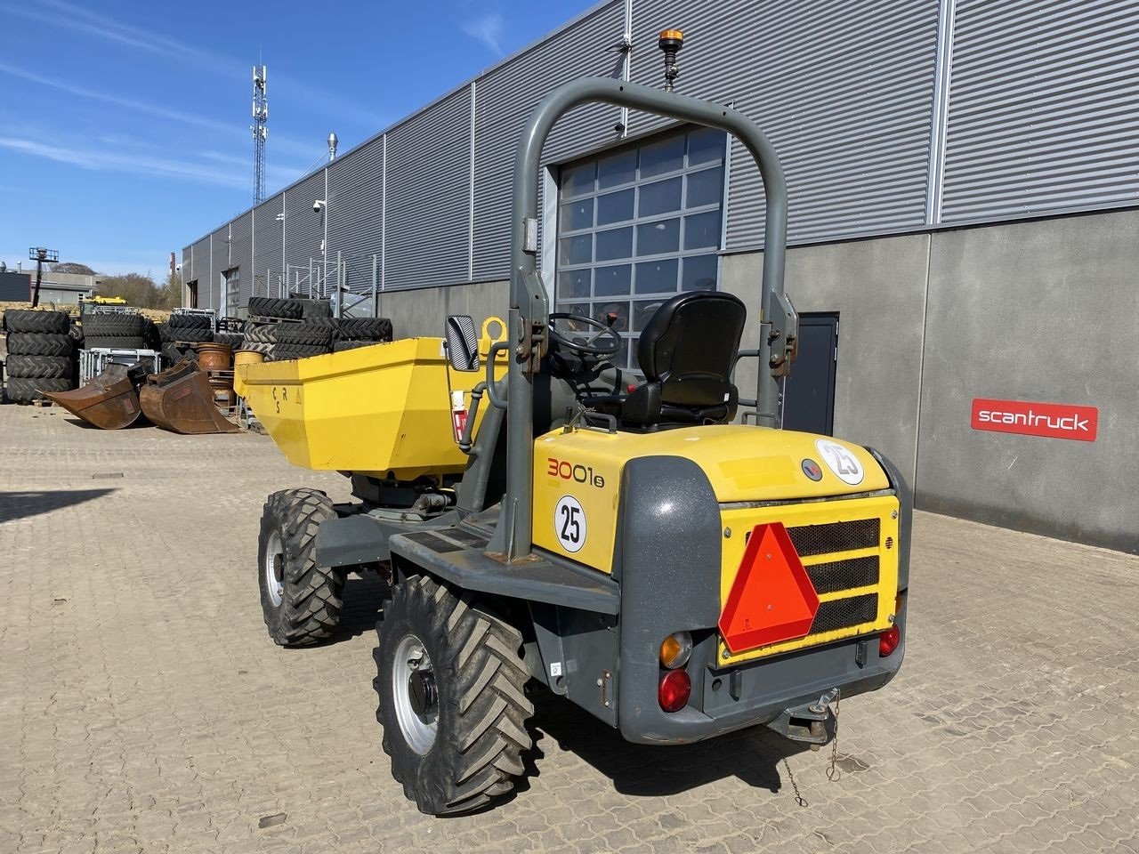 Muldenkipper du type Wacker Neuson 3001, Gebrauchtmaschine en Skive (Photo 2)