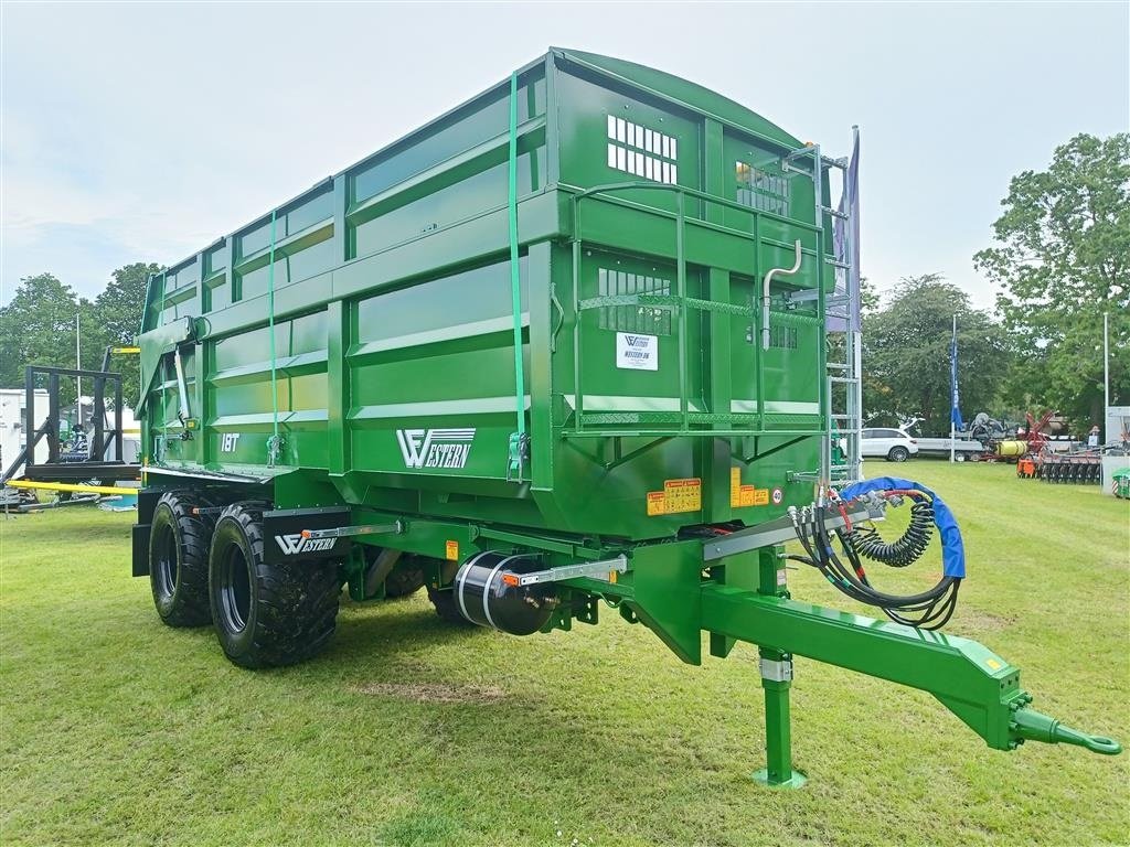 Muldenkipper des Typs Western WF18TL --30m3 med rullepresenning samt meget udstyr--, Gebrauchtmaschine in Mariager (Bild 2)