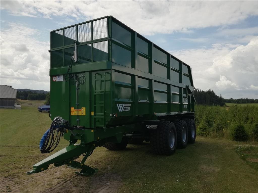 Muldenkipper of the type Western WF24TS --Mulighede for meget udstyr--, Gebrauchtmaschine in Mariager (Picture 2)