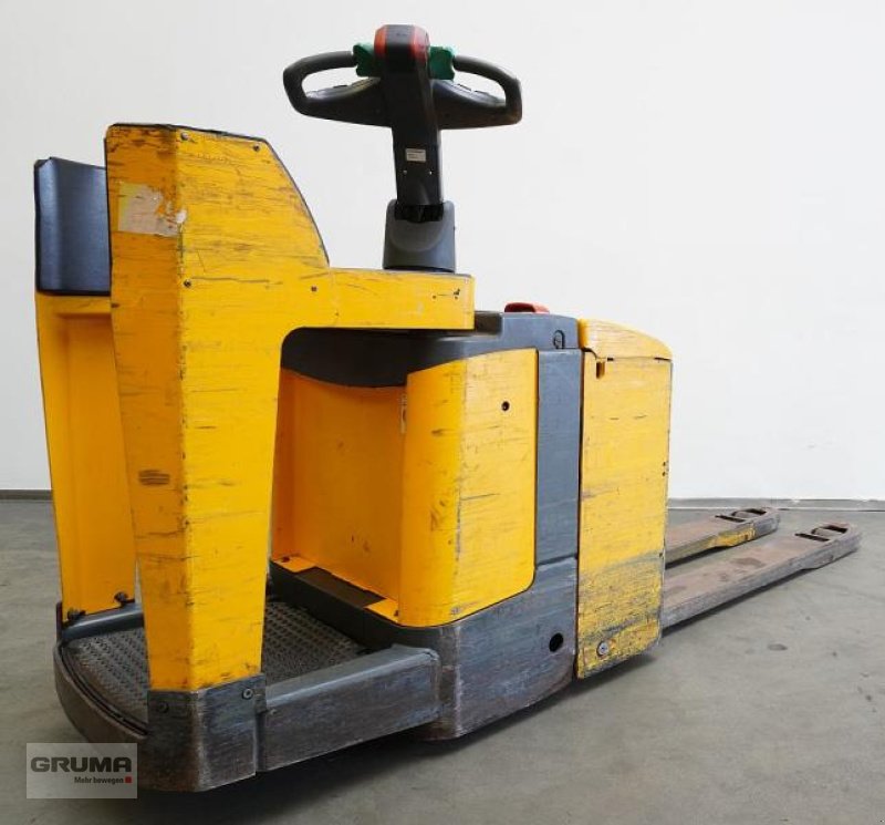 Niederhubwagen vrste Jungheinrich ERE120, Gebrauchtmaschine v Friedberg-Derching (Slika 1)