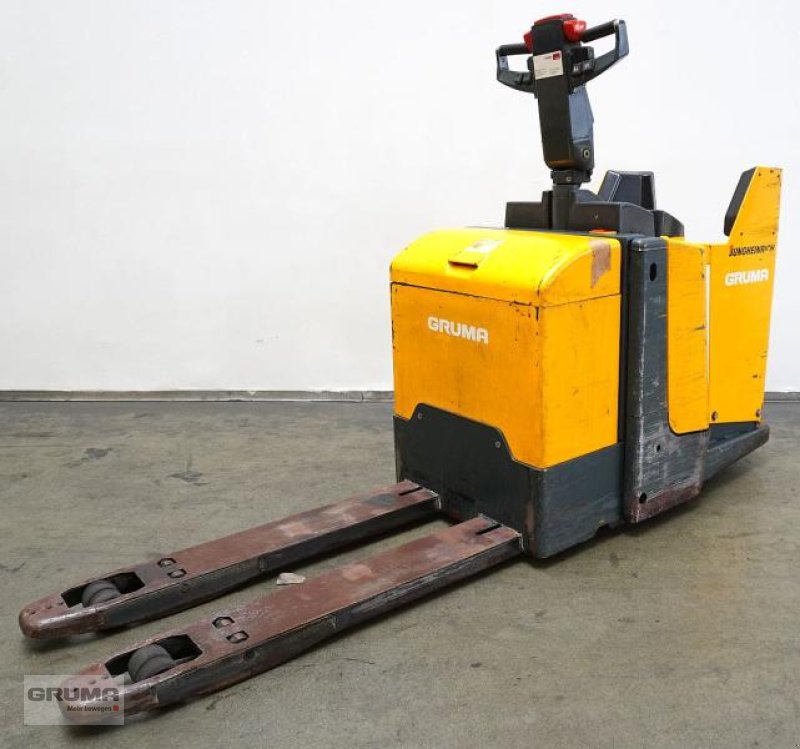 Niederhubwagen des Typs Jungheinrich ERE20, Gebrauchtmaschine in Friedberg-Derching (Bild 2)