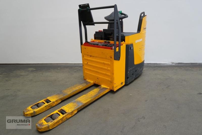 Niederhubwagen des Typs Jungheinrich ERE225, Gebrauchtmaschine in Friedberg-Derching (Bild 2)