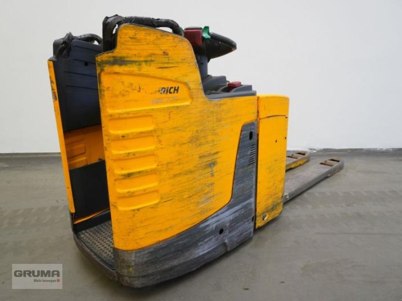 Niederhubwagen του τύπου Jungheinrich ERE225, Gebrauchtmaschine σε Friedberg-Derching (Φωτογραφία 1)