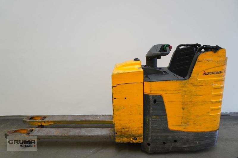 Niederhubwagen of the type Jungheinrich ERE225, Gebrauchtmaschine in Friedberg-Derching (Picture 4)